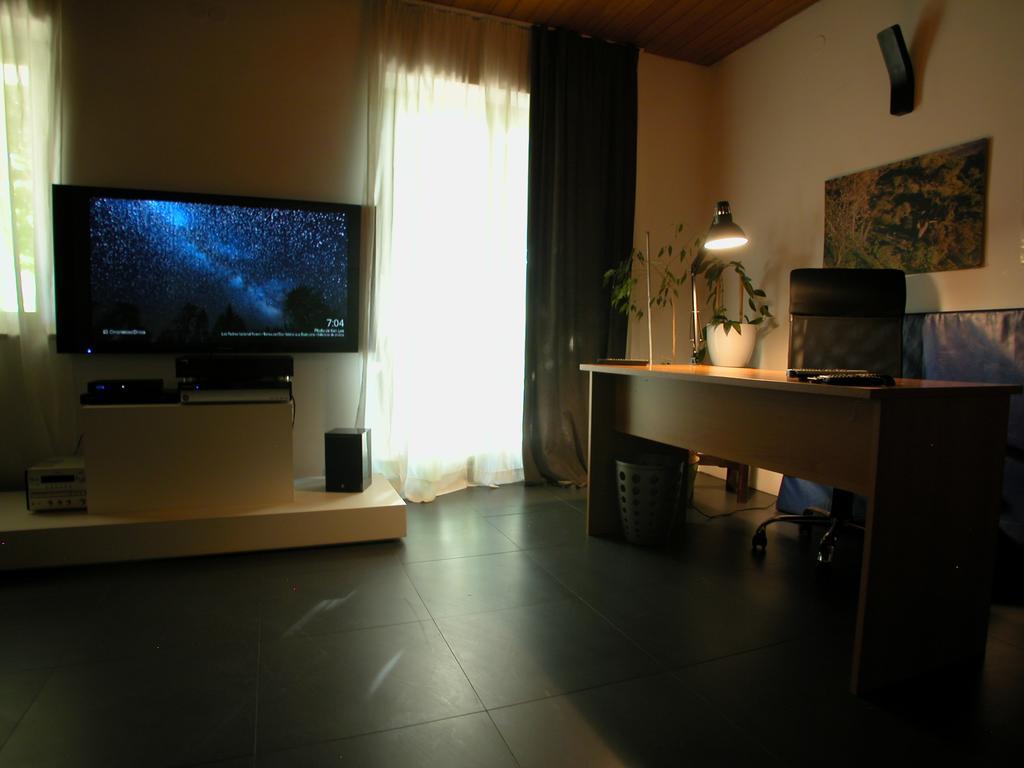 Diana'S Place Пула Екстериор снимка