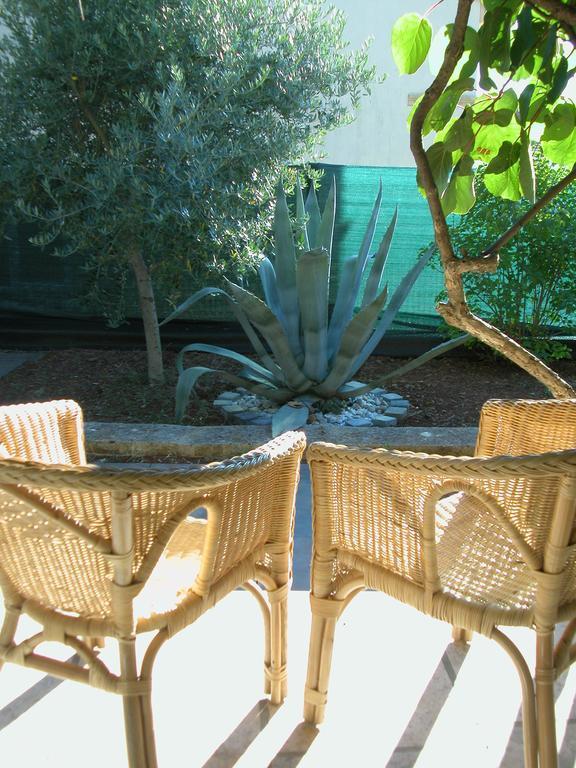 Diana'S Place Пула Екстериор снимка